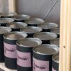 Boîte élégante cartonnée et cylindrique pour les bougies de la collection Signature