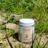 Bougie artisanale La Randonneuse Kluani au parfum de Grasse Douceur de chêne et cire de soja.
